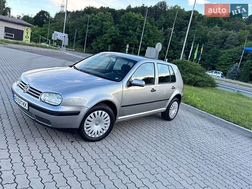 Авто Volkswagen Golf 2002 № 8940376