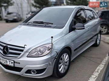 Авто Mercedes B-Class 2011 № 8940509