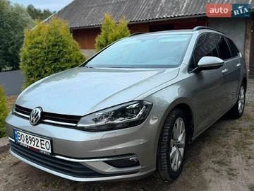 Авто Volkswagen Golf 2019 № 8940519