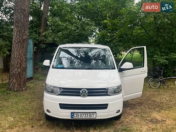 Авто Volkswagen Multivan 2010 № 8940522