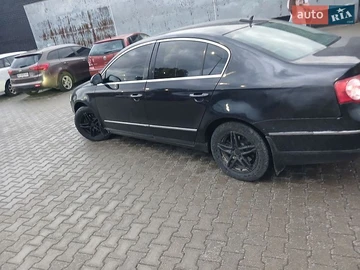 Авто Volkswagen Passat 2006 № 8941027