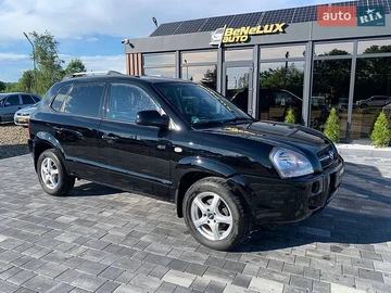 Авто Hyundai Tucson 2007 № 8941136