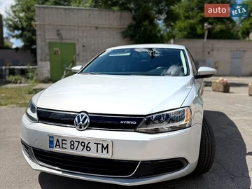 Авто Volkswagen Jetta 2013 № 8941143
