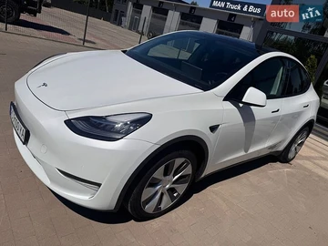 Авто Tesla Model Y 2021 № 8941262