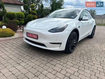 Авто Tesla Model Y 2022 № 8941265