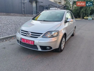 Авто Volkswagen Golf Plus 2007 № 8941499