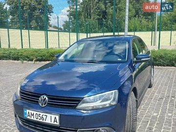 Авто Volkswagen Jetta 2011 № 8941591