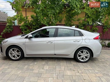 Авто Hyundai Ioniq 2019 № 8941708
