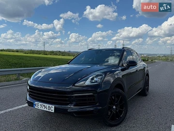 Авто Porsche Cayenne 2019 № 8941842