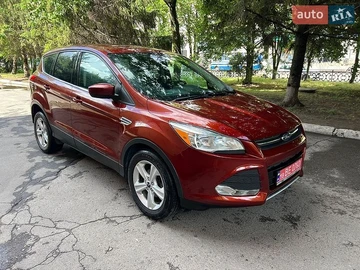 Авто Ford Escape 2015 № 8942229
