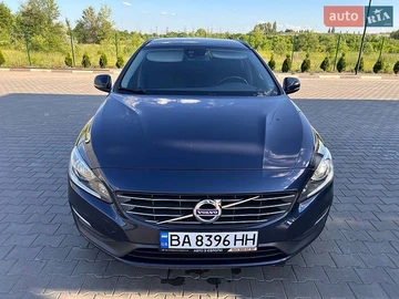 Авто Volvo V60 2014 № 8942307
