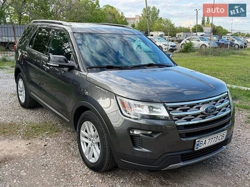 Авто Ford Explorer 2018 № 8942430
