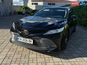 Авто Toyota Camry 2019 № 8942445