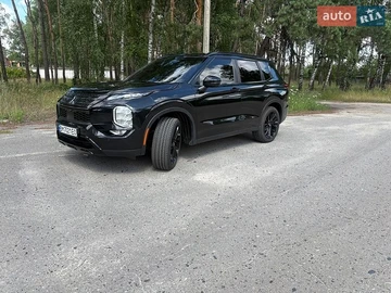 Авто Mitsubishi Outlander 2022 № 8942460
