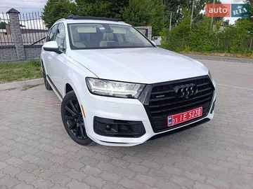 Авто Audi Q7 2017 № 8942462