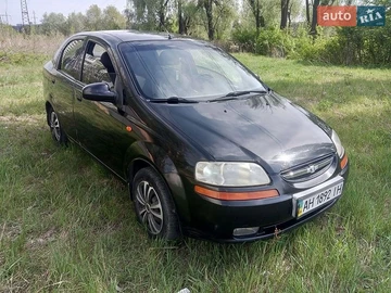 Авто Chevrolet Aveo 2005 № 8942626