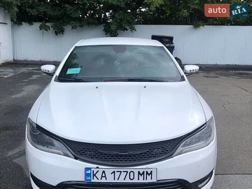 Авто Chrysler 200 2015 № 8942855