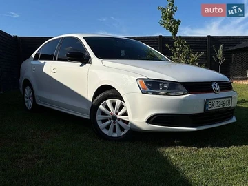 Авто Volkswagen Jetta 2013 № 8942972