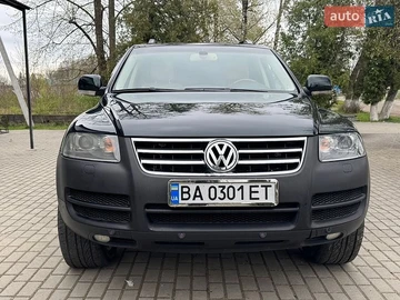 Авто Volkswagen Touareg 2005 № 8943084