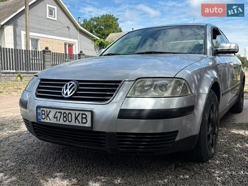 Авто Volkswagen Passat 2004 № 8943141