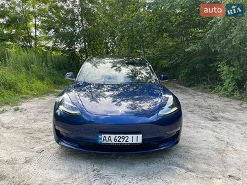 Авто Tesla Model 3 2019 № 8943250