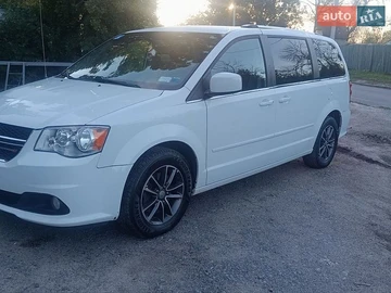 Авто Dodge Grand Caravan 2017 № 8943297