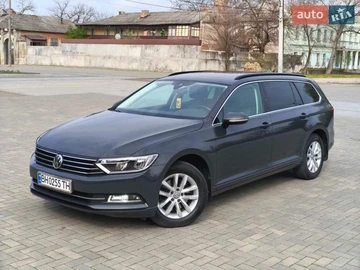 Авто Volkswagen Passat 2019 № 8943498