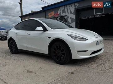 Авто Tesla Model Y 2021 № 8943501