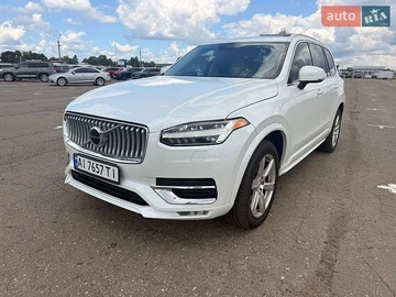 Авто Volvo Xc90 2021 № 8943505