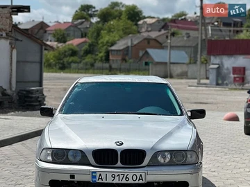 Авто BMW 5 Series 2001 № 8943510