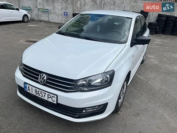 Авто Volkswagen Polo 2018 № 8943537