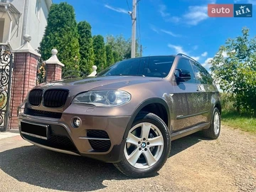 Авто BMW X5 2010 № 8943658