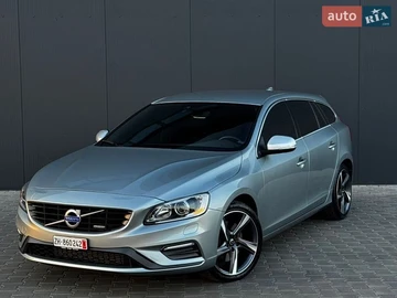 Авто Volvo V60 2014 № 8943664