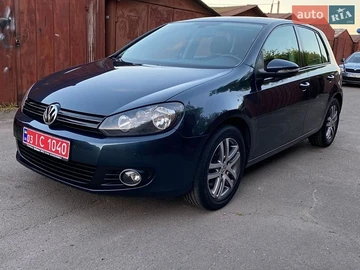 Авто Volkswagen Golf 2010 № 8943893