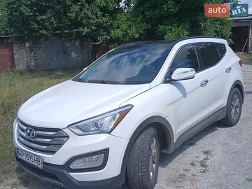 Авто Hyundai Santa Fe 2014 № 8943923