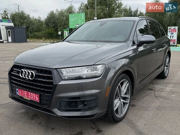 Авто Audi Q7 2018 № 8944123