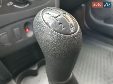 Авто Renault Logan 2020 № 8944258