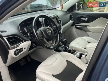 Авто Jeep Cherokee 2019 № 8944377
