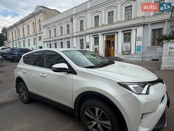Авто Toyota Rav4 2017 № 8944574