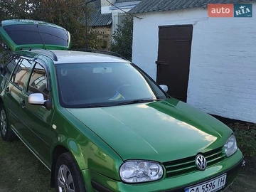 Авто Volkswagen Golf 1999 № 8944693