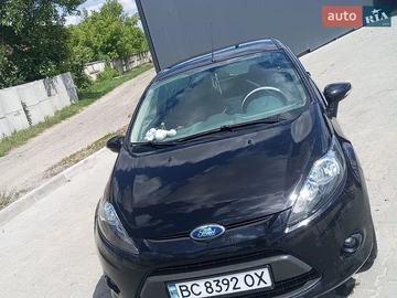 Авто Ford Fiesta 2010 № 8944781