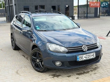 Авто Volkswagen Golf 2010 № 8944804