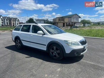 Авто Skoda Octavia Scout 2011 № 8944975