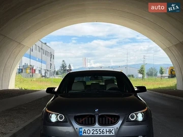 Авто BMW 5 Series 2007 № 8945005