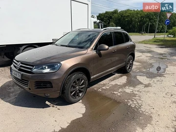 Авто Volkswagen Touareg 2012 № 8945021