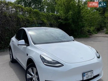 Авто Tesla Model Y 2020 № 8945123