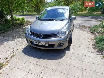 Авто Nissan Tiida 2010 № 8945411