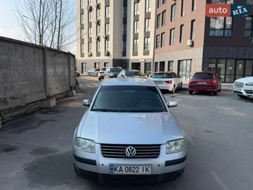 Авто Volkswagen Passat 2003 № 8945422