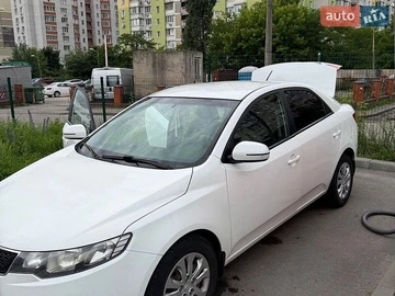 Авто KIA Cerato 2011 № 8945551