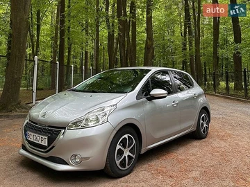 Авто Peugeot 208 2014 № 8945568